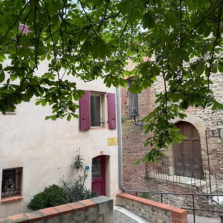 別荘 Maison Au Pied De La Cathedrale *