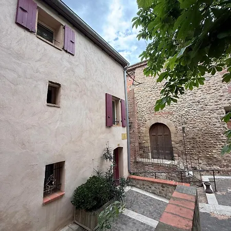 別荘 Maison Au Pied De La Cathedrale